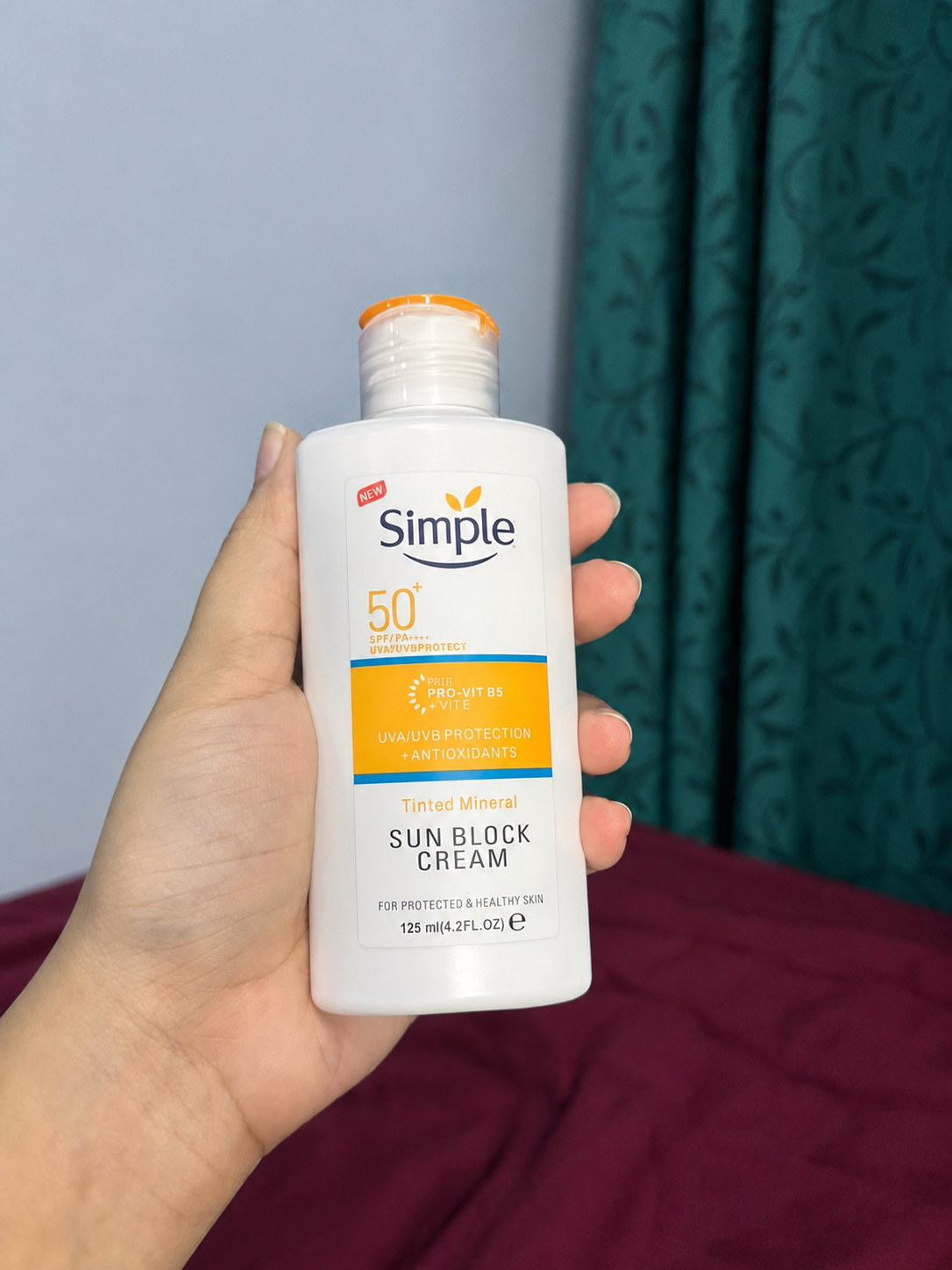 Simple Glow Vitamin C Face Wash